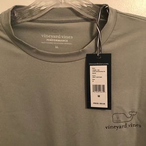 Performance shirt (Vineyard Vines)